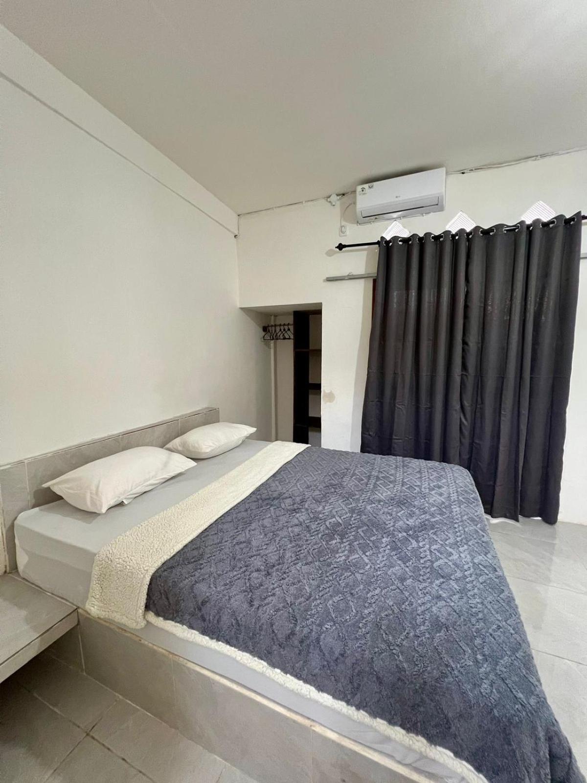 Saellahouse Apartment Gili Trawangan Exterior photo