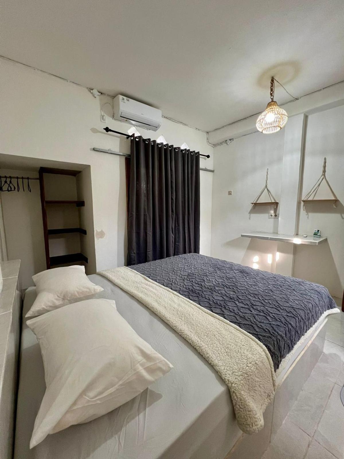 Saellahouse Apartment Gili Trawangan Exterior photo