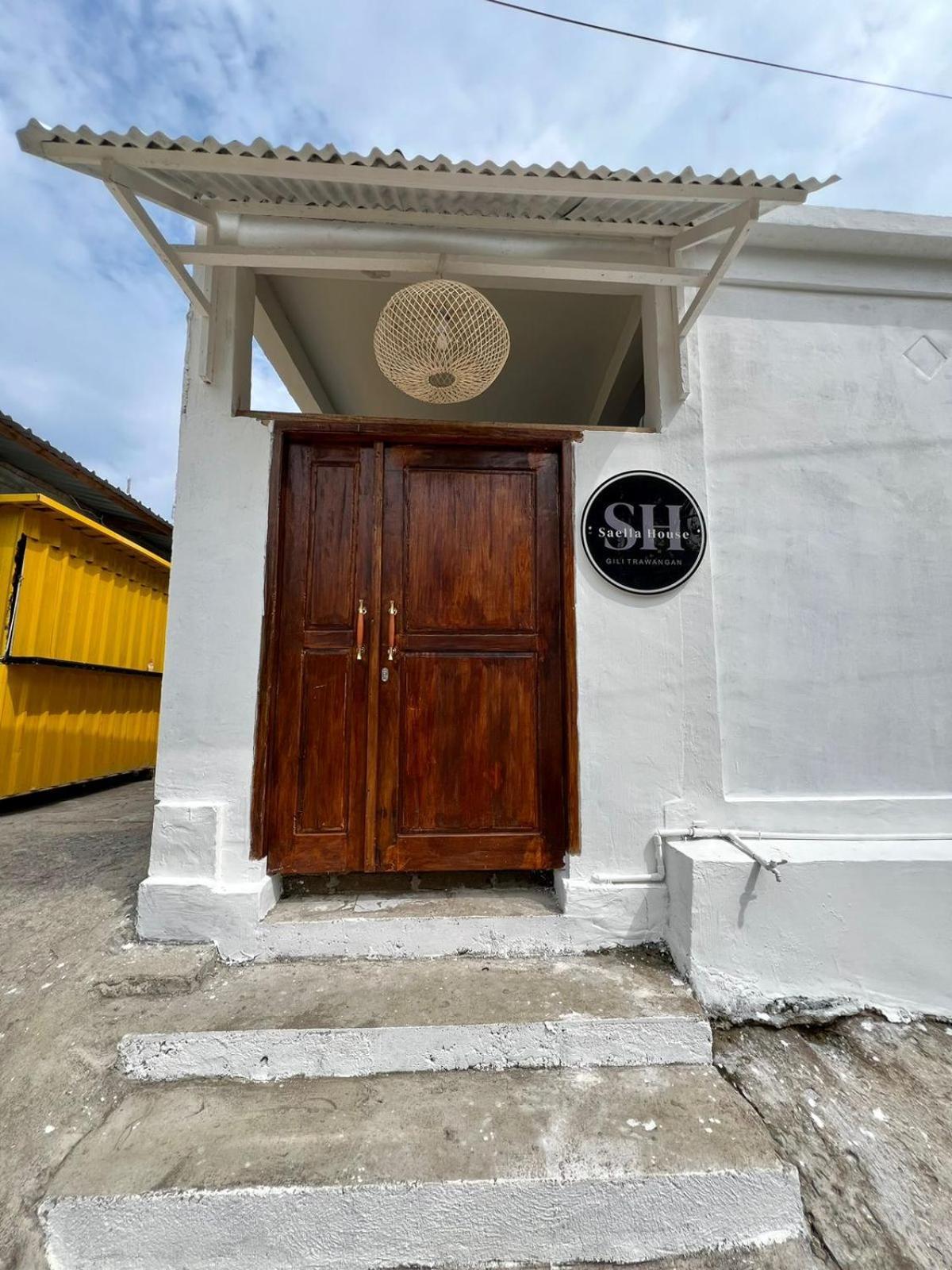 Saellahouse Apartment Gili Trawangan Exterior photo
