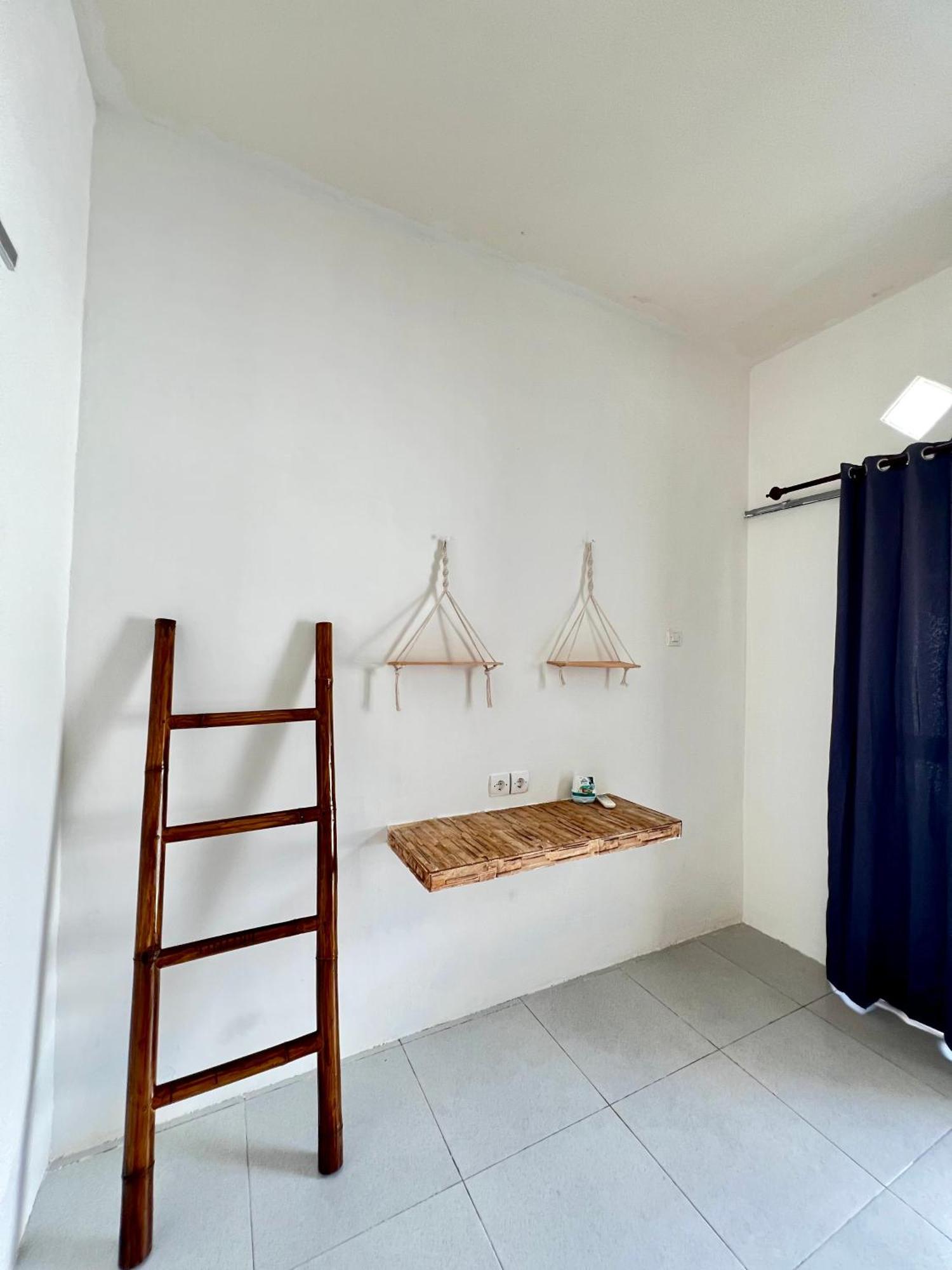 Saellahouse Apartment Gili Trawangan Exterior photo